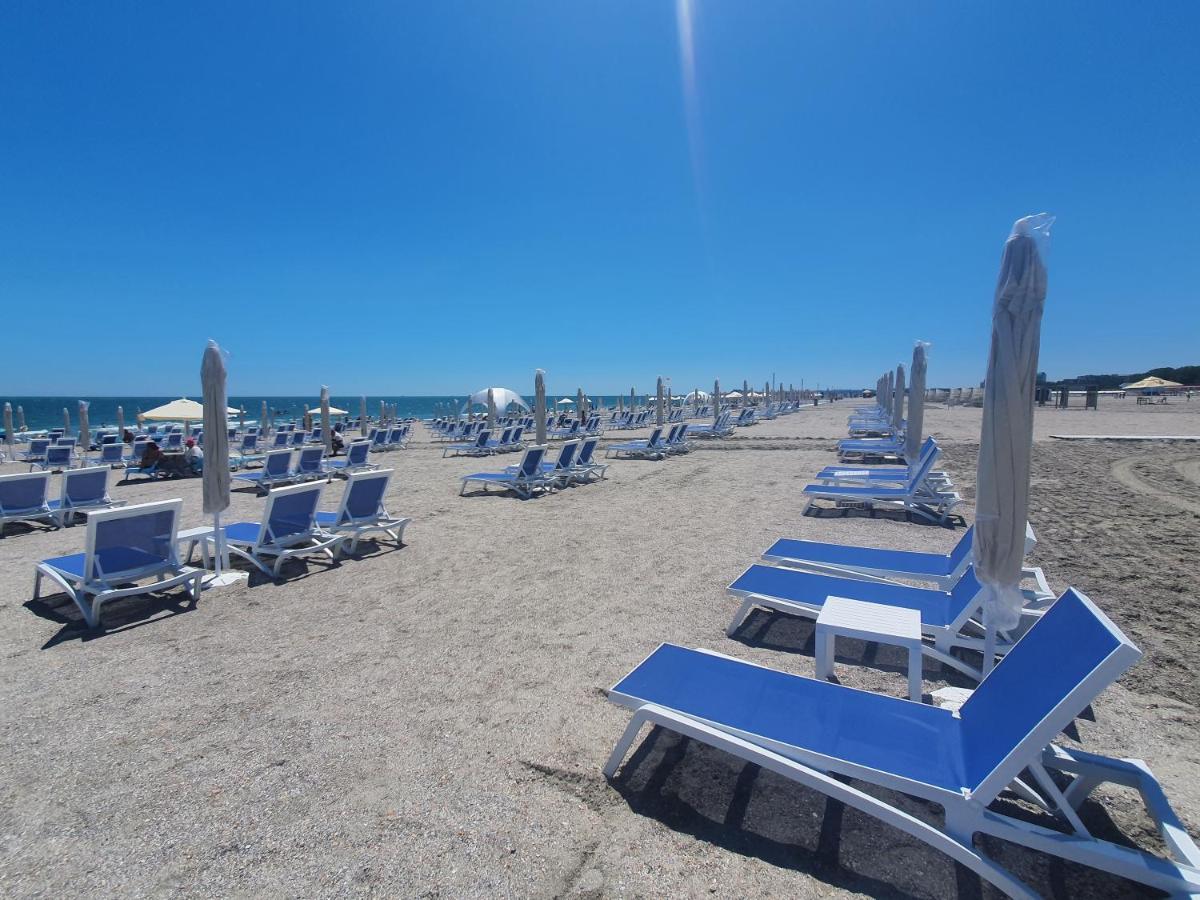 Deluxe Lake View Mamaia Exterior foto